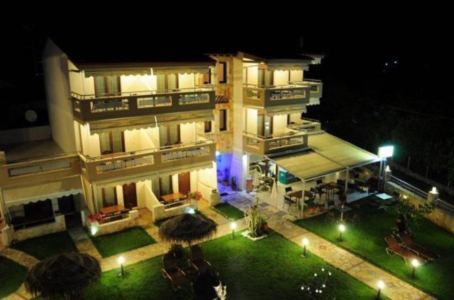 Allea Hotel And Apartments Toroni Exterior photo